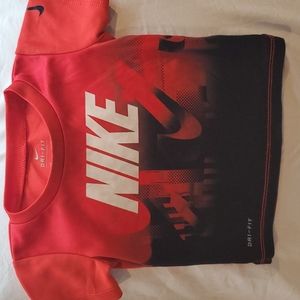 🌟3/$10 Boys 12mo nike shirt